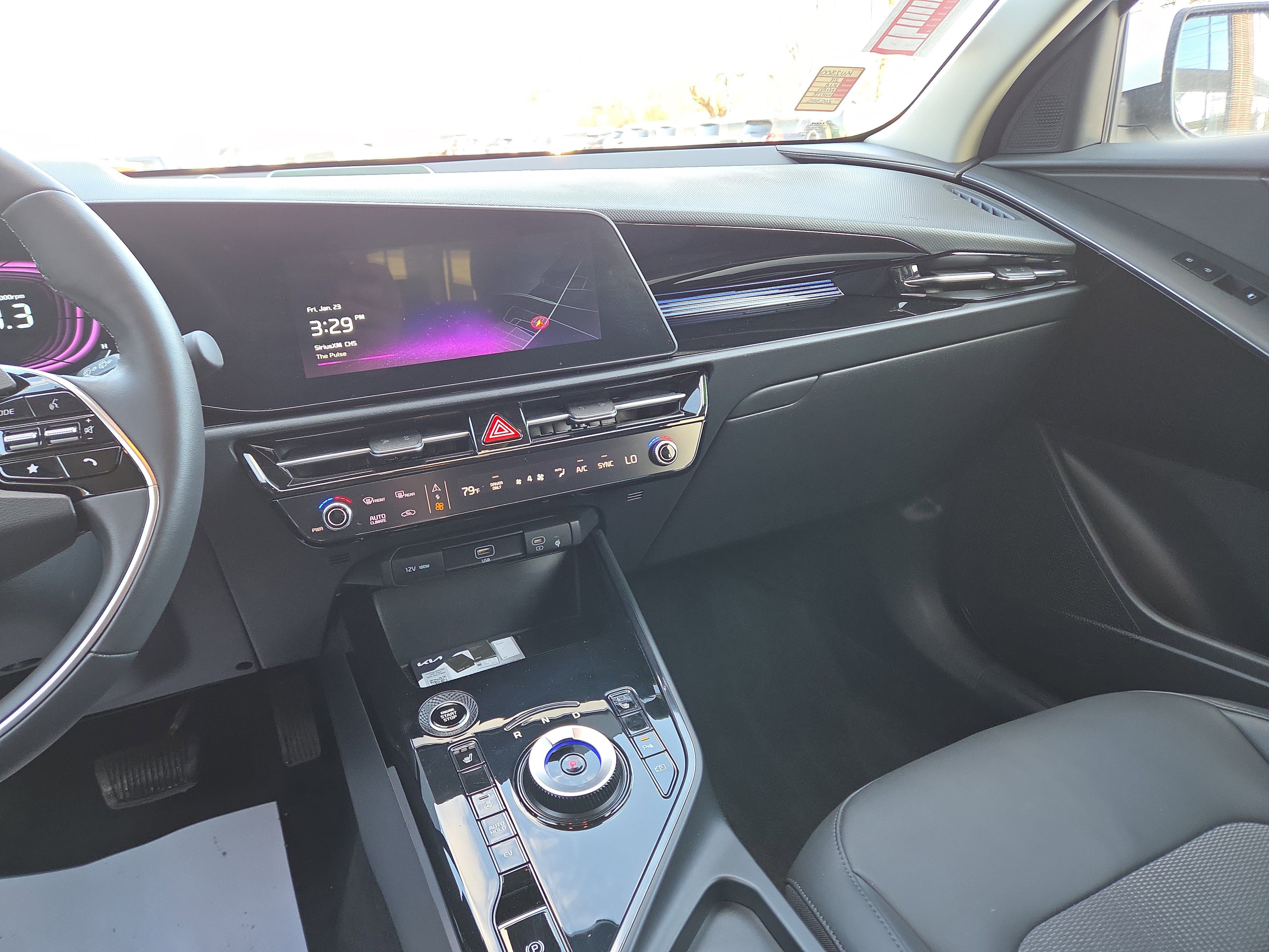 Used 2024 Kia Niro EX w/ EX Cold Weather Package image 22