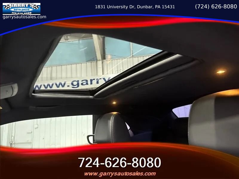 Used 2012 Dodge Challenger SRT8 w/ Premium Sound Group RWD image 23