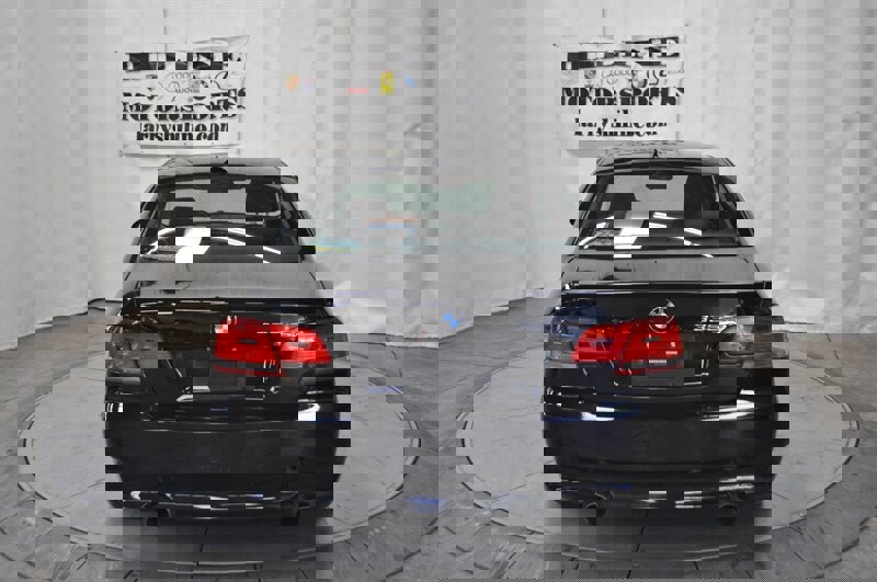 Used 2009 BMW 335i xDrive Coupe image 4