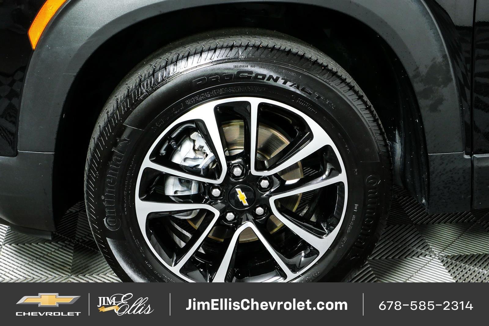 Certified 2025 Chevrolet TrailBlazer LT AWD/4WD image 34
