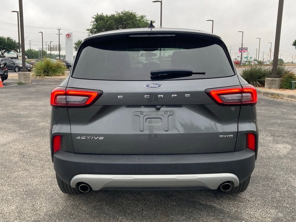 Used 2025 Ford Escape Active AWD/4WD image 6