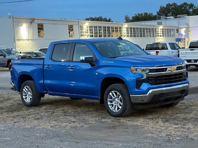 New 2026 Chevrolet Silverado 1500 LT image 2