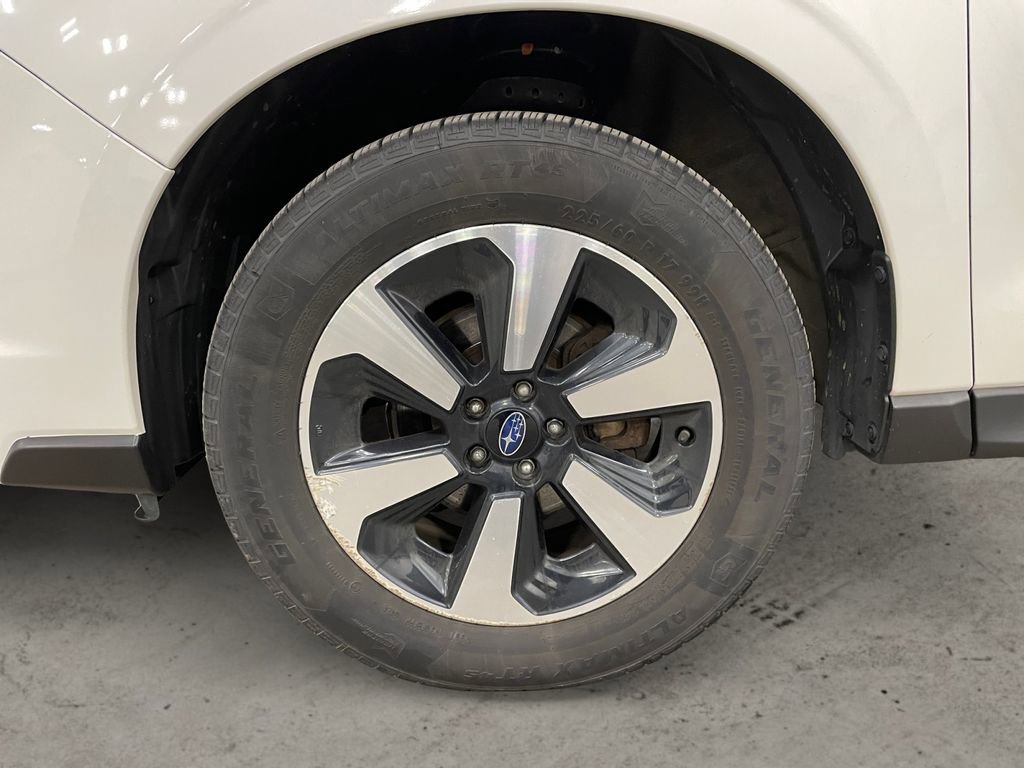 Used 2018 Subaru Forester 2.5i Premium w/ All-Weather Package AWD/4WD image 14