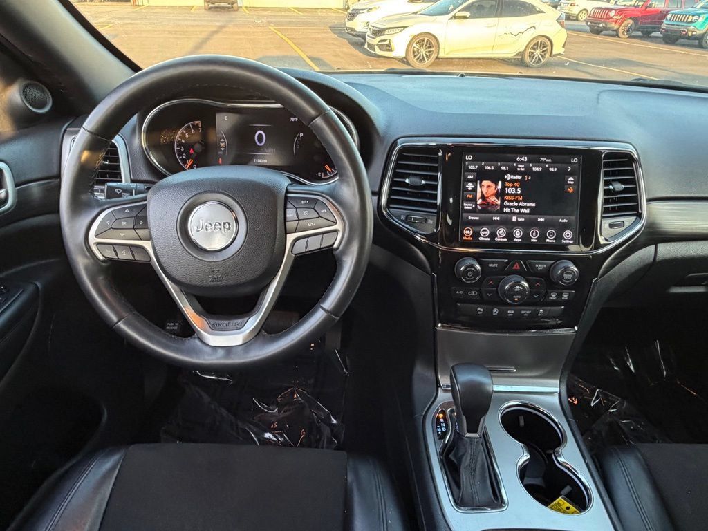 Used 2021 Jeep Grand Cherokee Laredo X AWD/4WD image 15