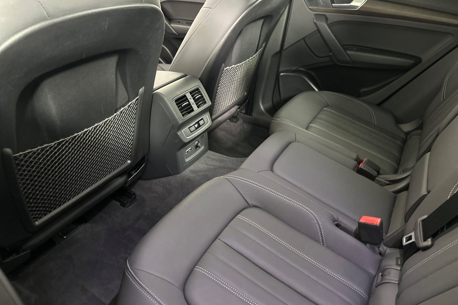 Used 2023 Audi Q5 2.0T Premium w/ Convenience Package image 11