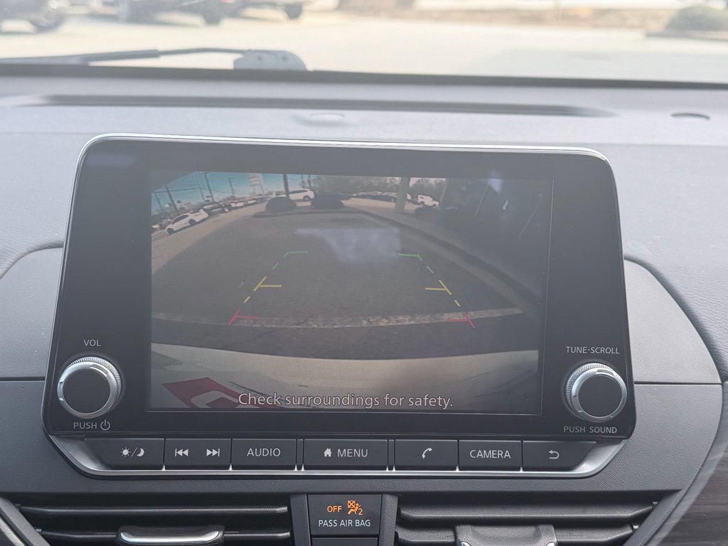 Used 2025 Nissan Altima 2.5 SV image 6