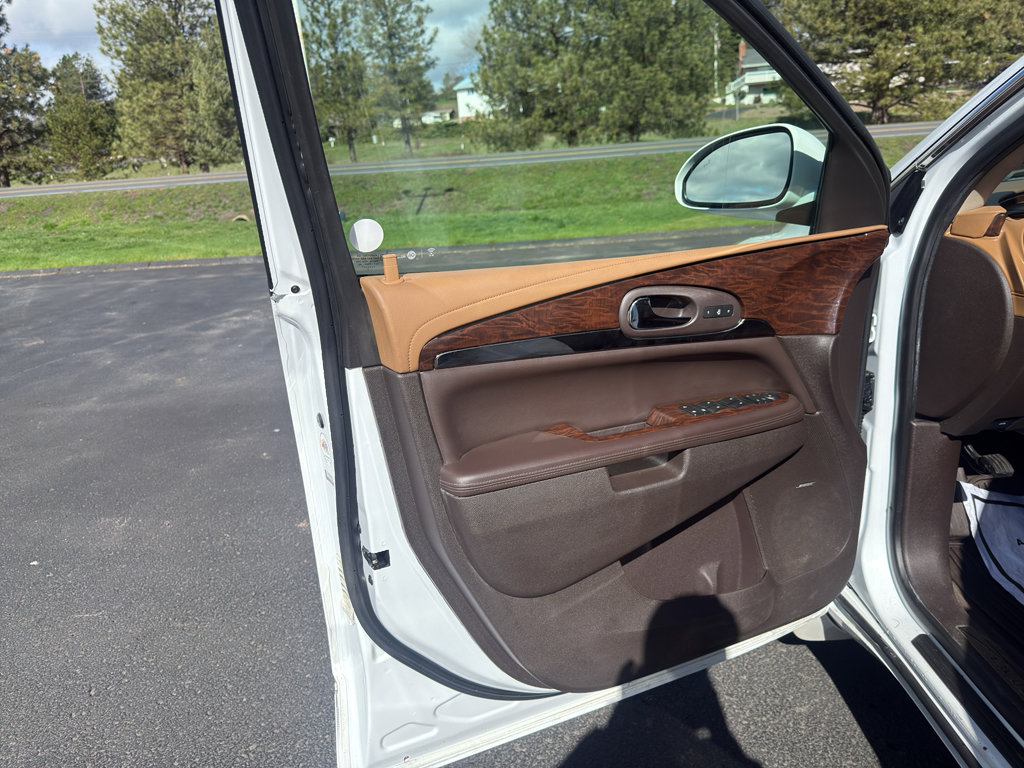 Used 2017 Buick Enclave Premium w/ Experience Buick Package image 11