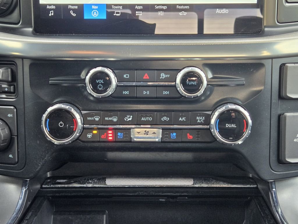 Used 2025 Ford F150 Lariat w/ Equipment Group 501A Mid image 18