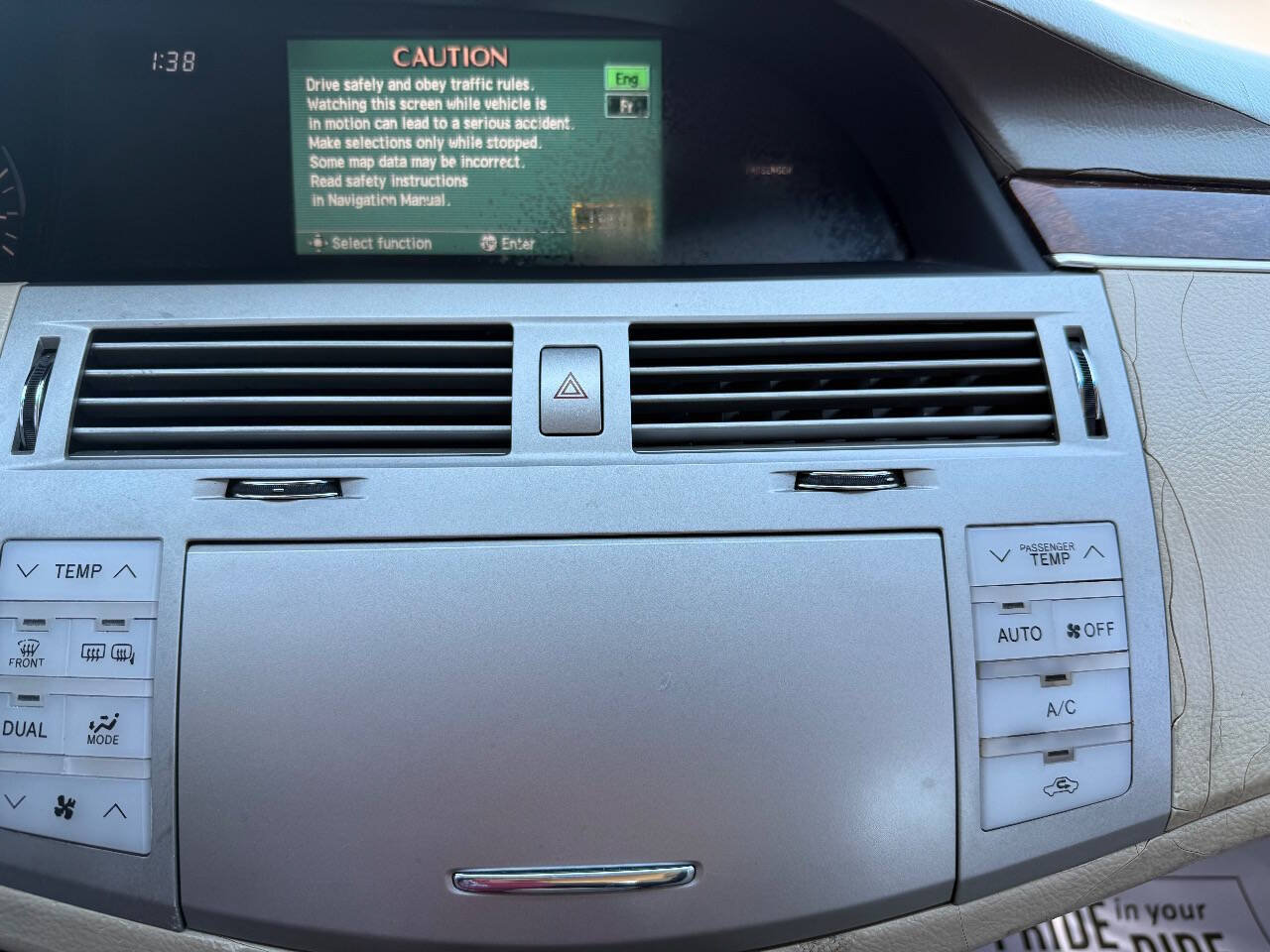 Used 2008 Toyota Avalon Limited FWD image 19