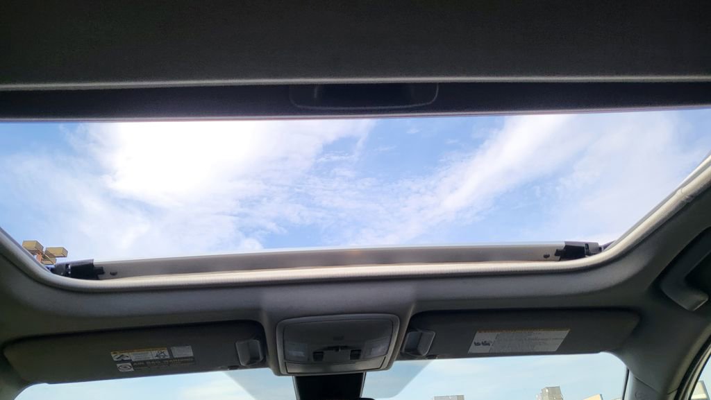 Used 2017 Toyota RAV4 XLE image 34
