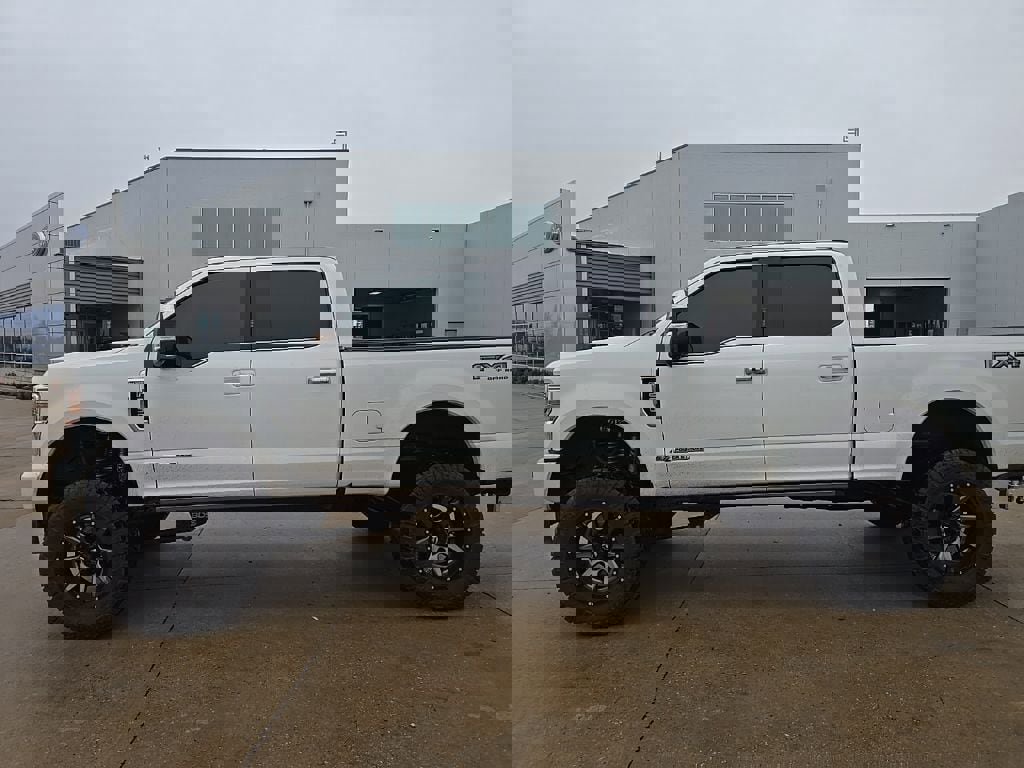 Used 2020 Ford F250 Platinum w/ FX4 Off-Road Package image 7