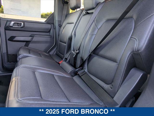 New 2025 Ford Bronco Badlands AWD/4WD image 19