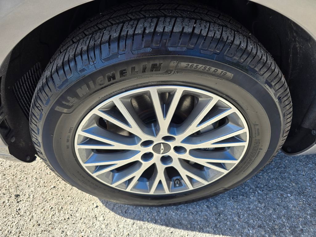 Used 2025 Genesis GV80 2.5T Standard image 9