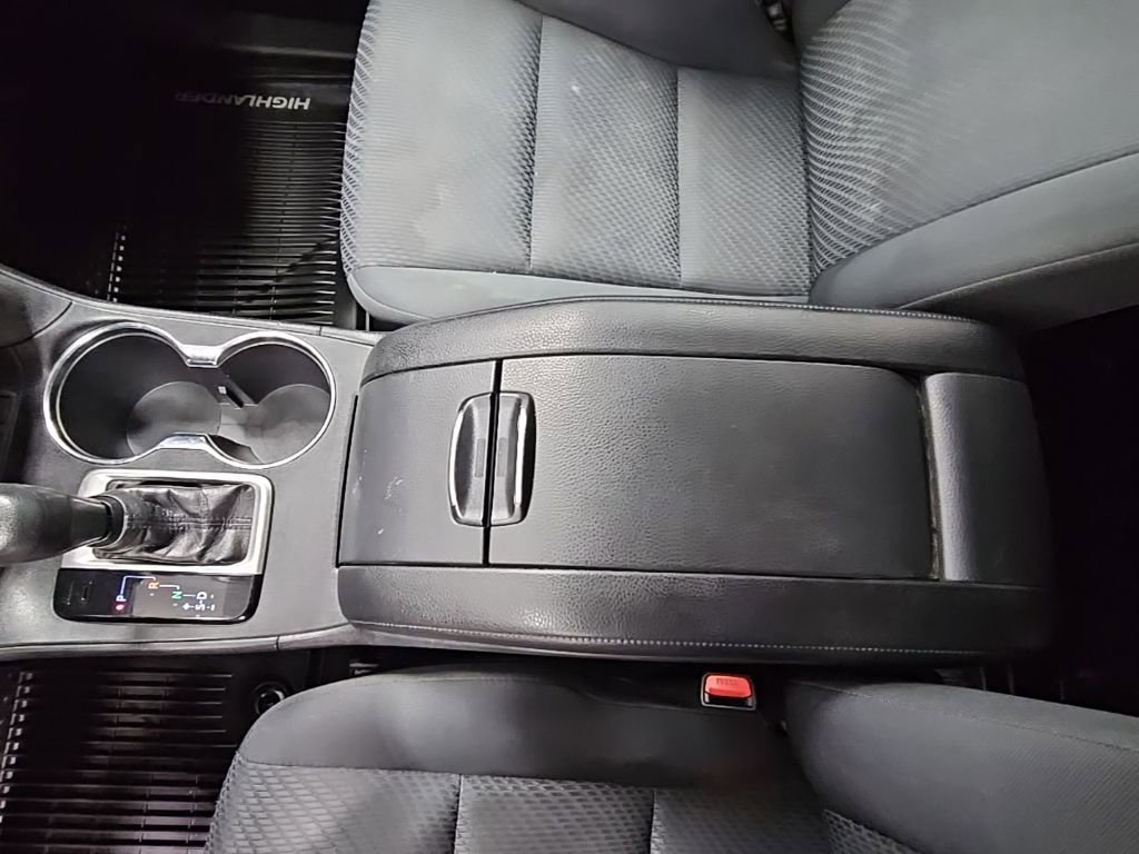 Used 2019 Toyota Highlander LE FWD image 21