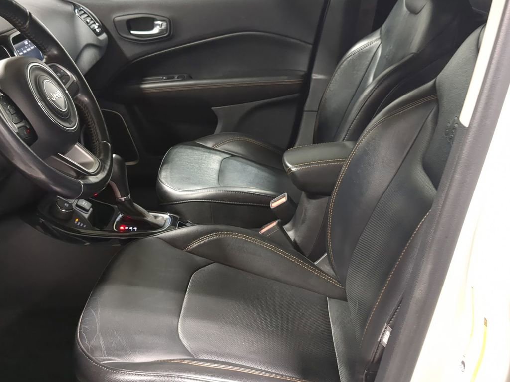 Used 2019 Jeep Compass Limited AWD/4WD image 19
