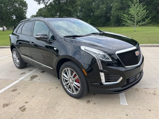 New 2026 Cadillac XT5 Sportv w/ LPO, Floor Liner Package AWD/4WD image 11