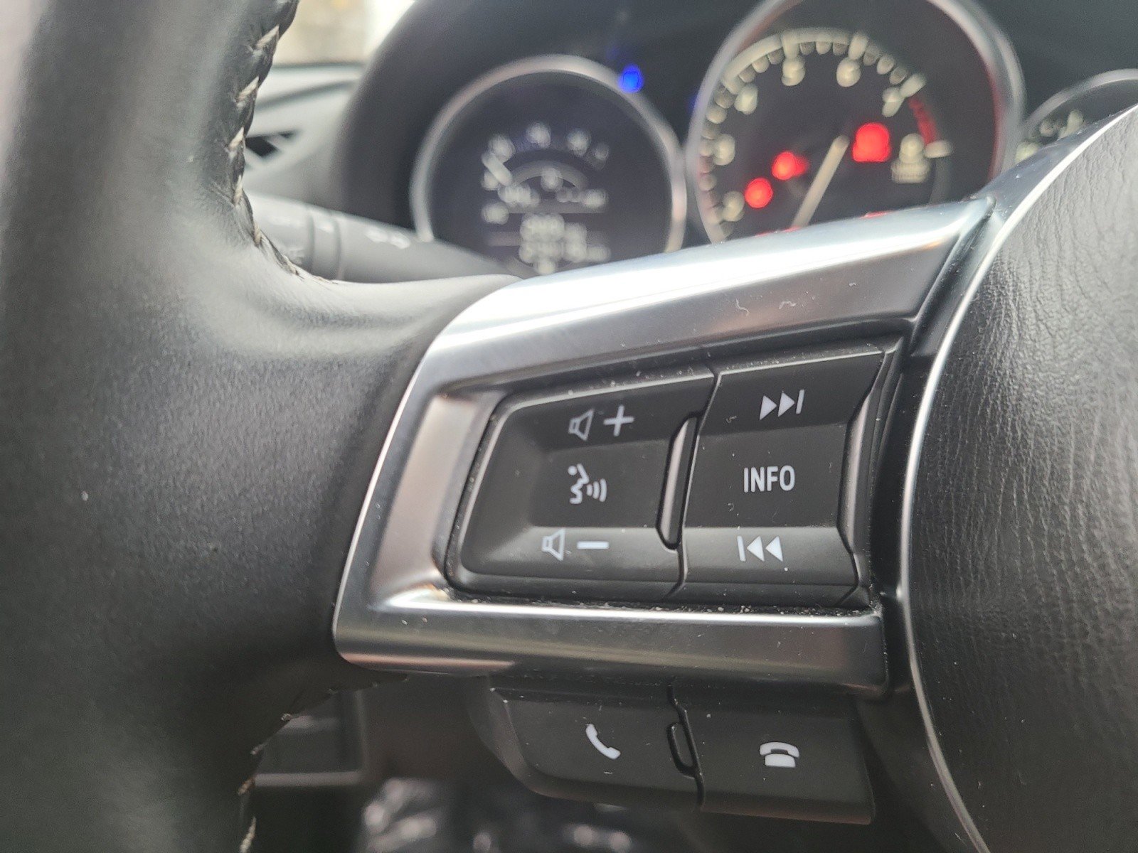 Used 2021 MAZDA MX-5 Miata Sport image 26