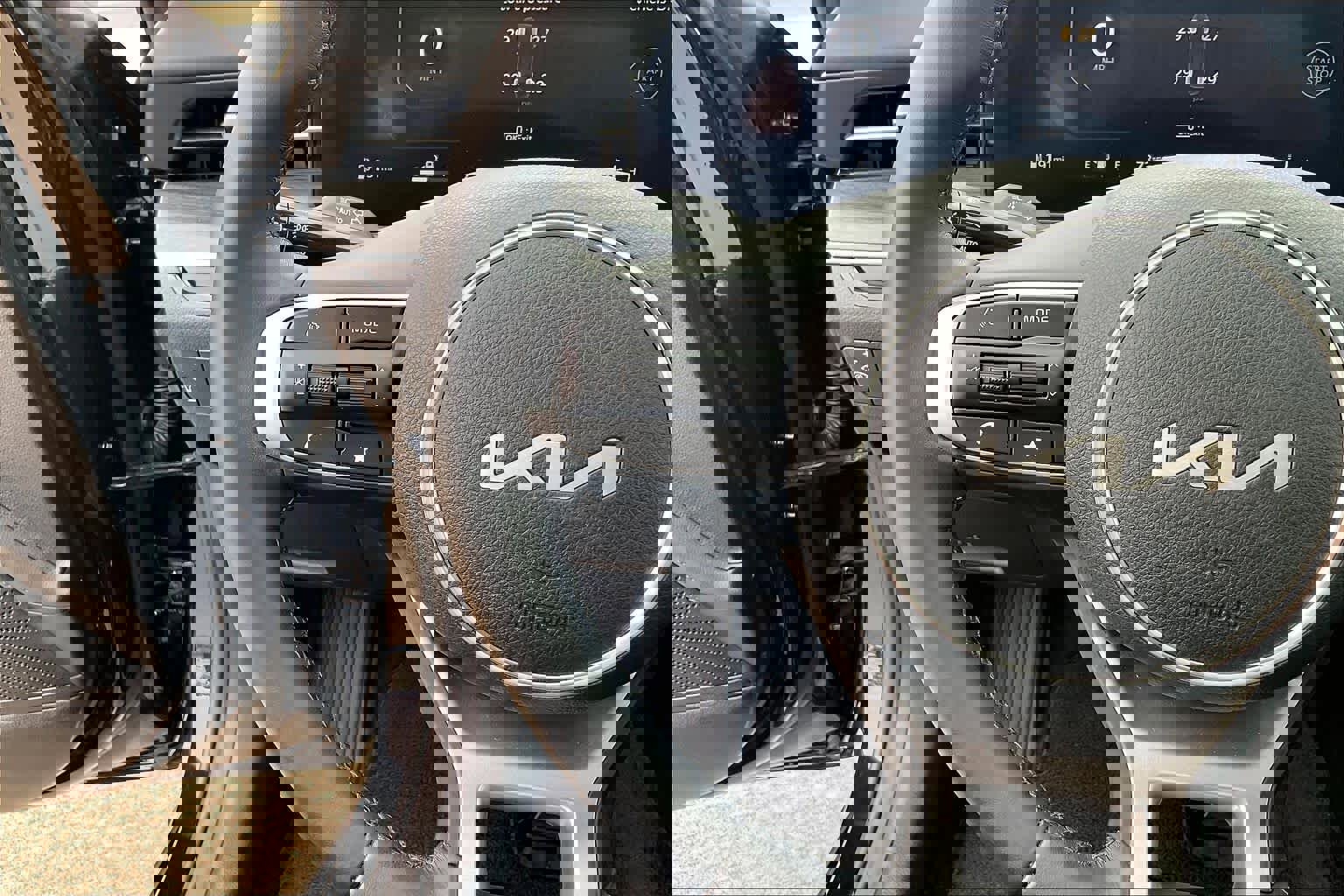 Used 2025 Kia K5 EX image 23