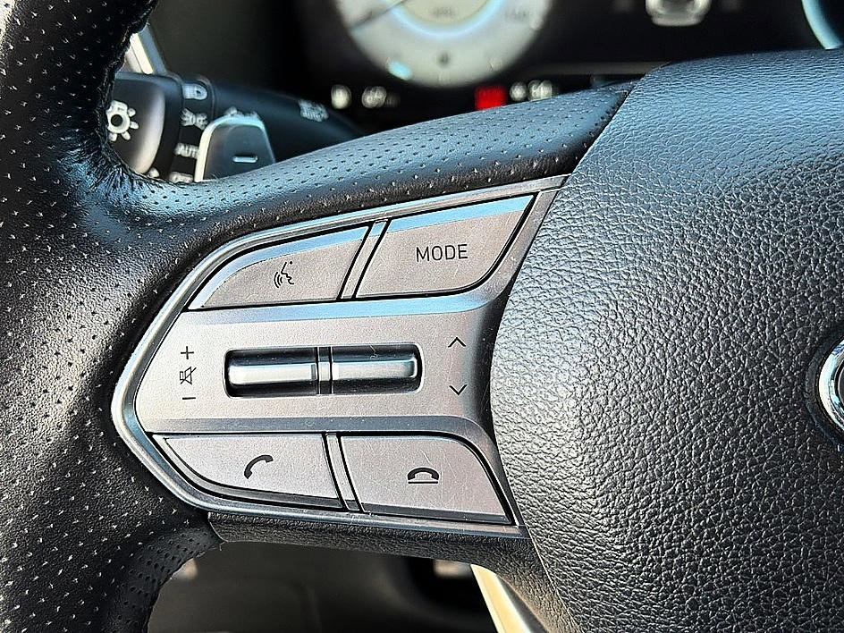 Certified 2023 Hyundai Santa Fe Calligraphy image 18