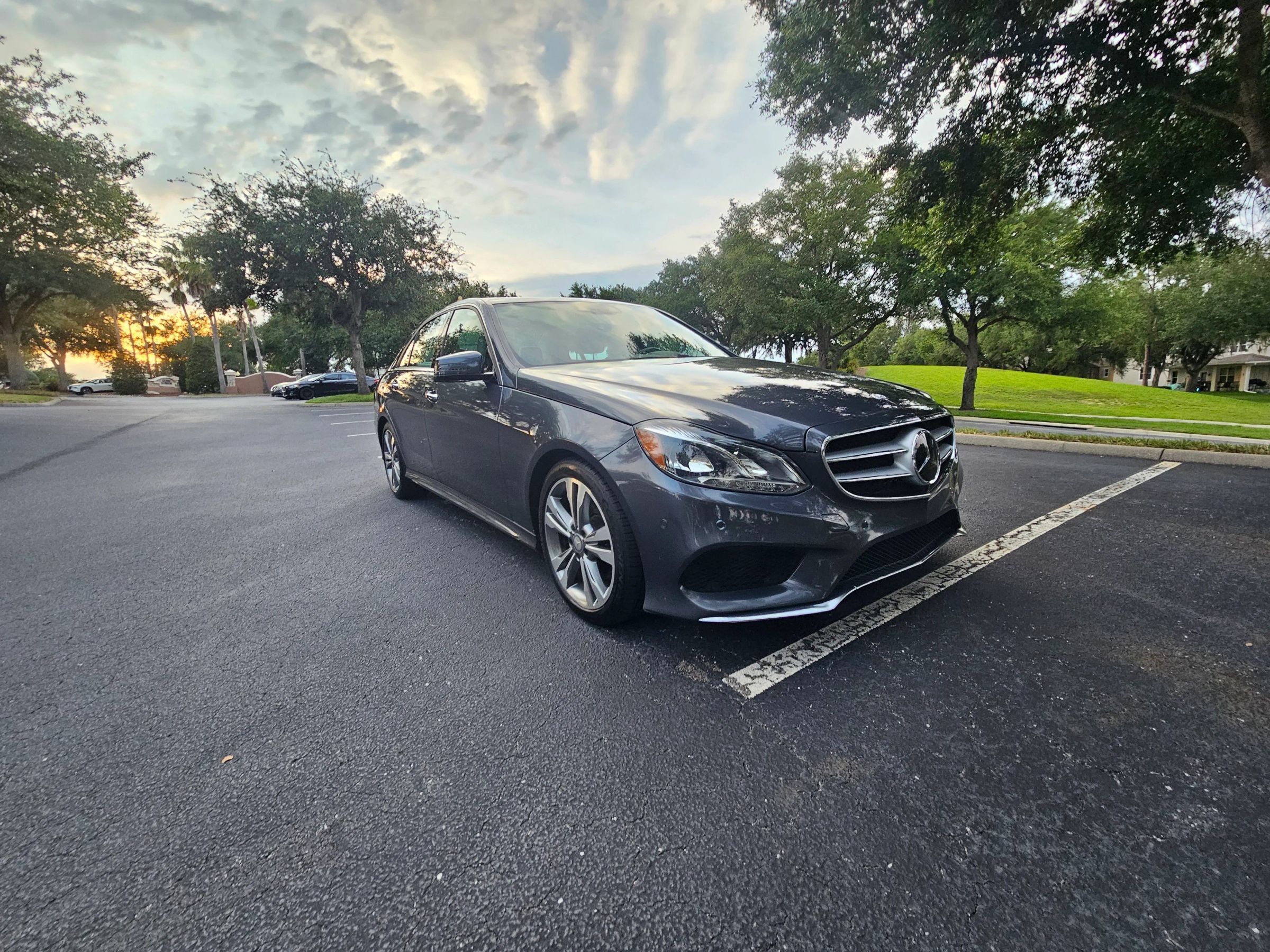 Used 2016 Mercedes-Benz E 350 Sedan image 1