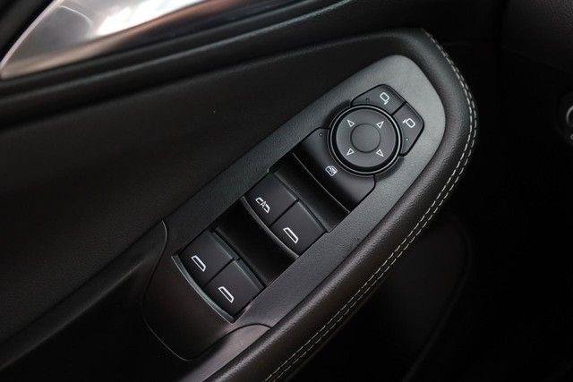 Used 2025 Buick Encore GX Preferred FWD image 17