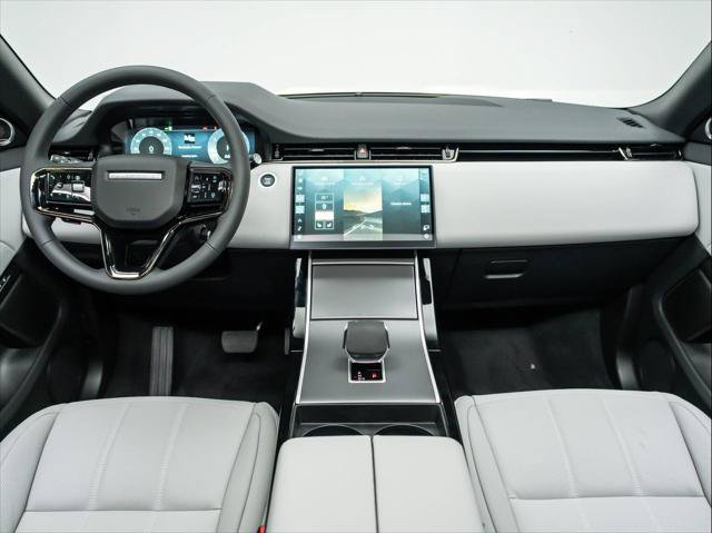 New 2026 Land Rover Range Rover Evoque S AWD/4WD image 18