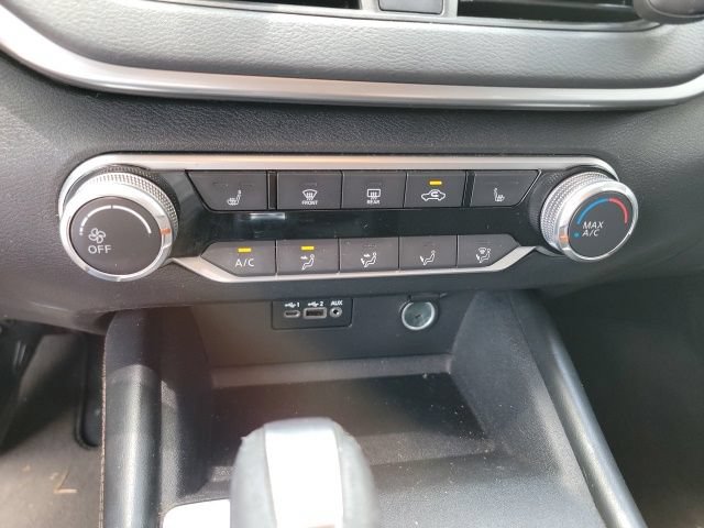 Used 2020 Nissan Altima 2.0 SR FWD image 10