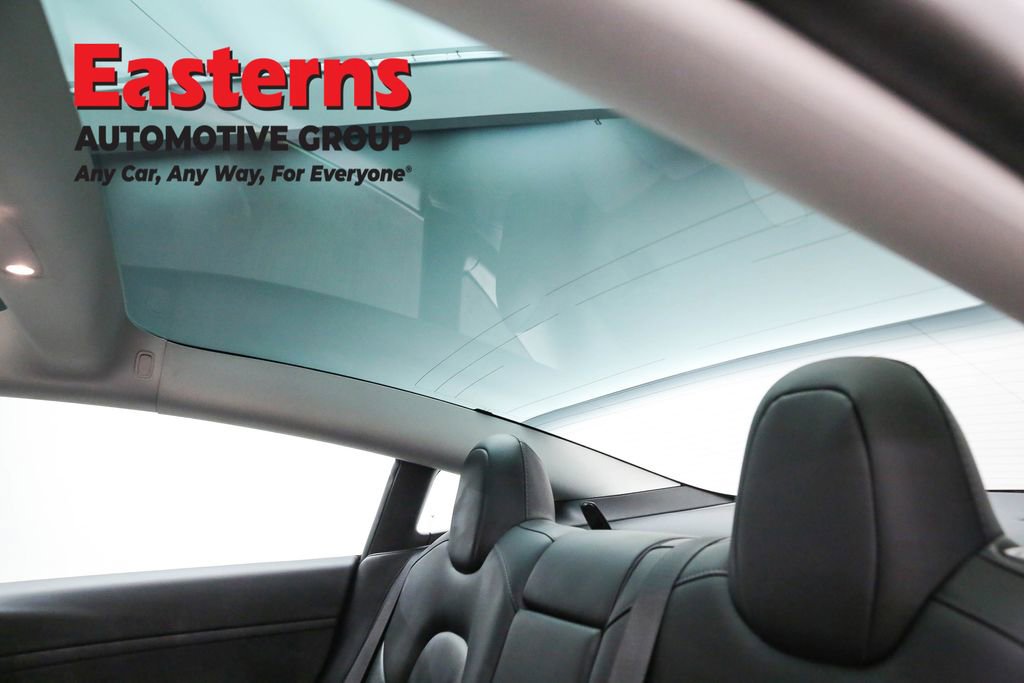 Used 2021 Tesla Model 3 Standard Range Plus image 32