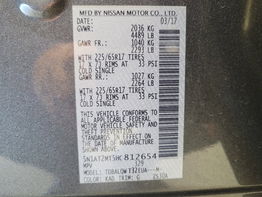 Used 2017 Nissan Rogue SV w/ Midnight Edition Package image 33