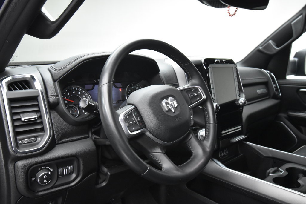 Used 2024 RAM 1500 Laramie AWD/4WD image 12