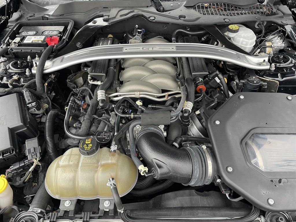 Used 2019 Ford Mustang GT w/ GT Performance Package RWD image 7