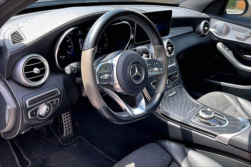 Used 2021 Mercedes-Benz C 300 Sedan image 10