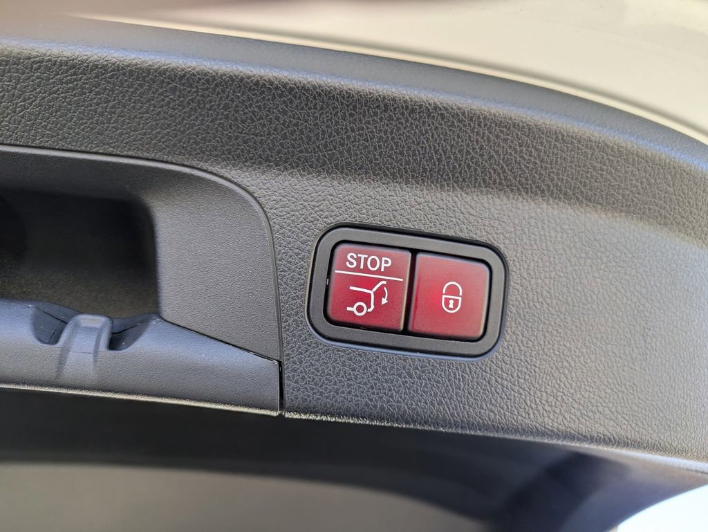 Used 2023 Mercedes-Benz GLE 53 AMG 4MATIC Coupe image 32