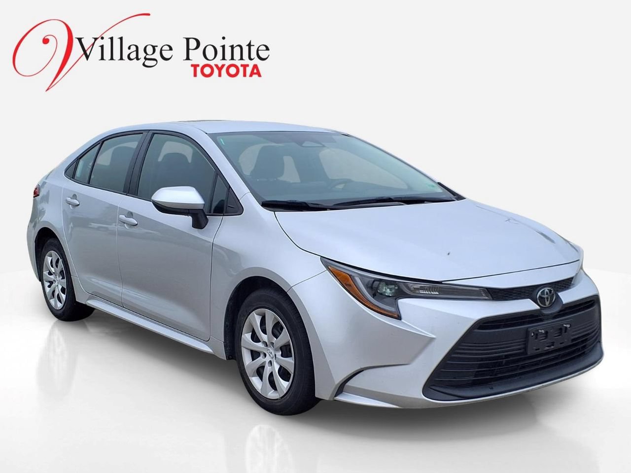 Used 2024 Toyota Corolla LE FWD image 7