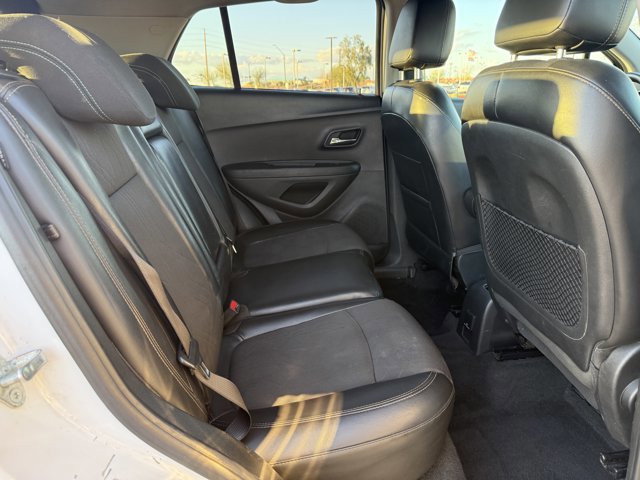 Used 2020 Chevrolet Trax LT w/ Redline Edition image 21