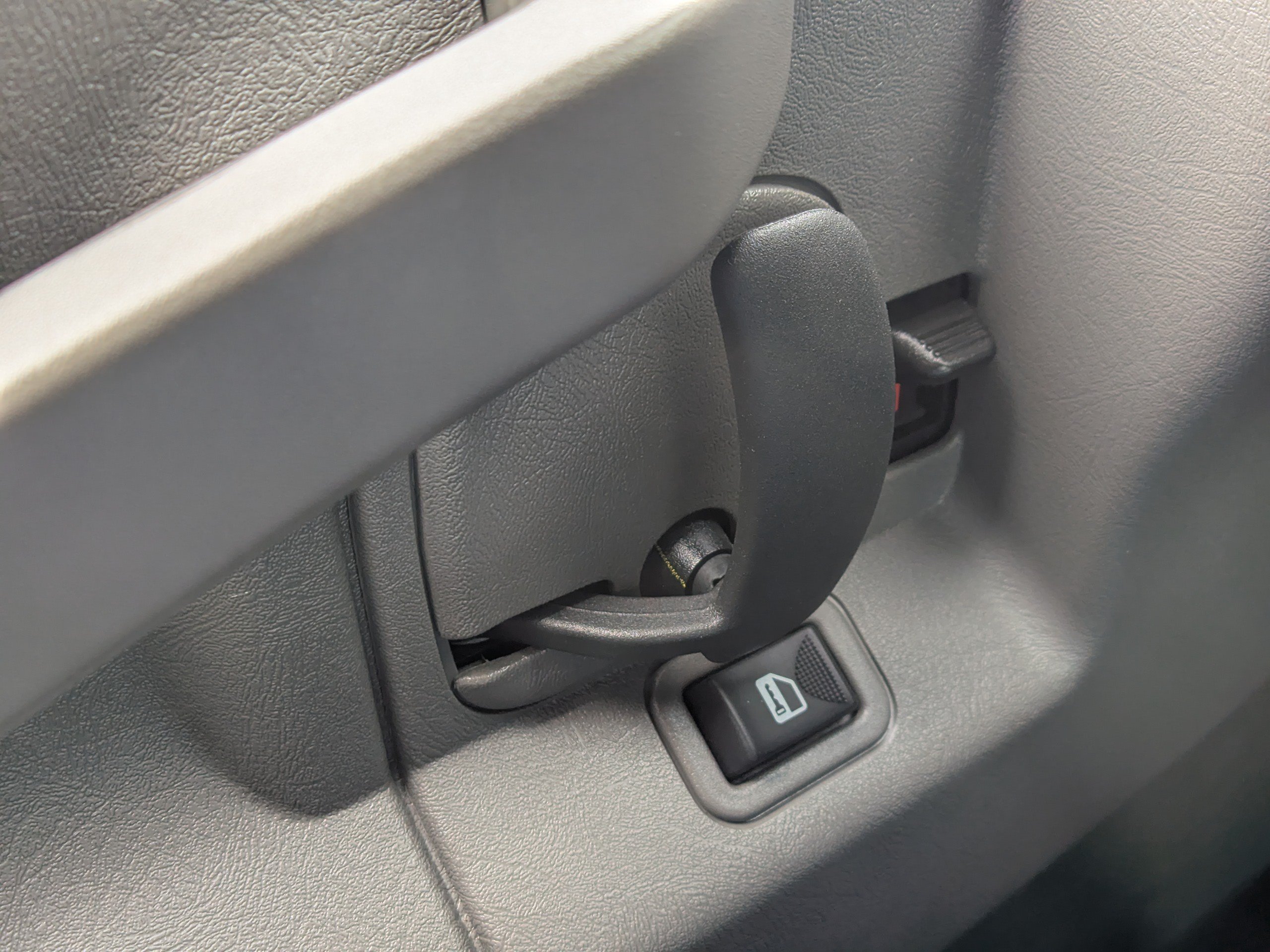 Used 2025 Chevrolet Express 3500 LT w/ LT Preferred Equipment Group RWD image 25