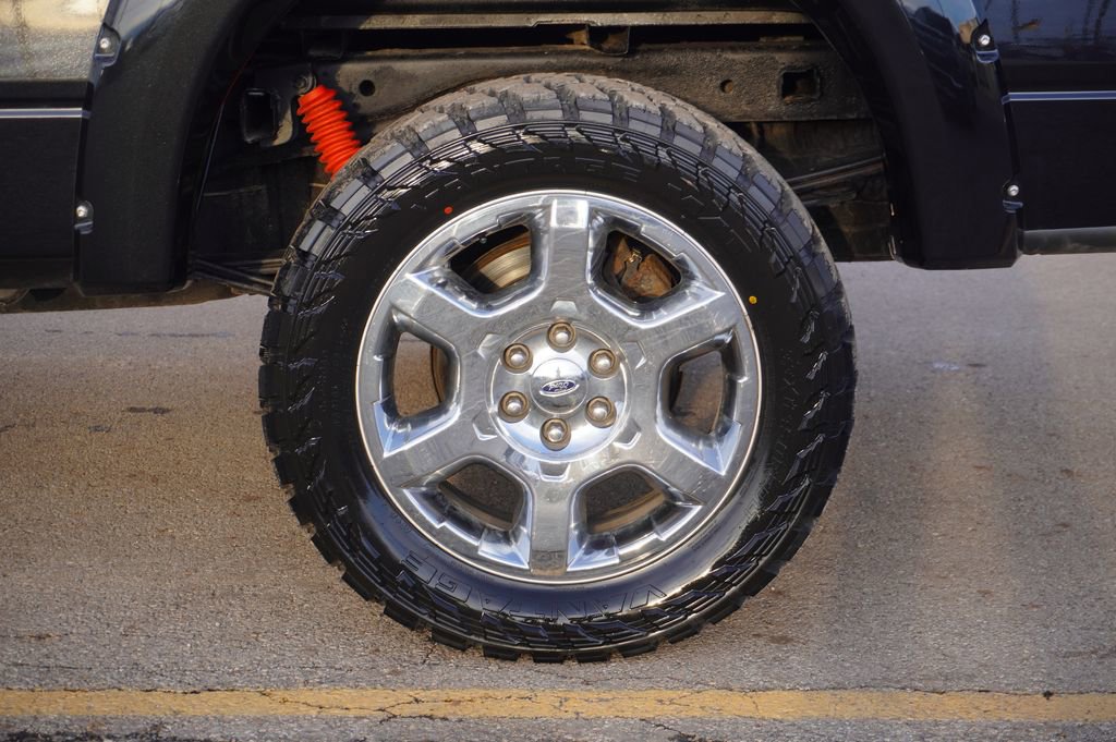 Used 2014 Ford F150 XLT w/ Equipment Group 302A Luxury image 11