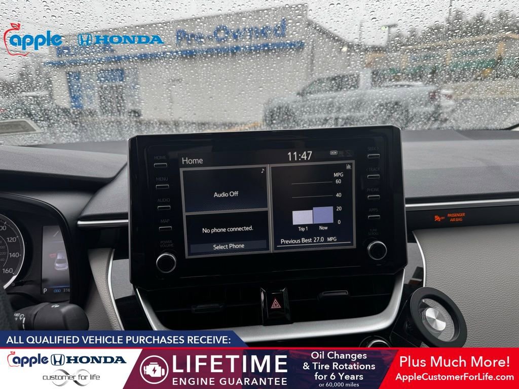 Used 2020 Toyota Corolla LE image 12
