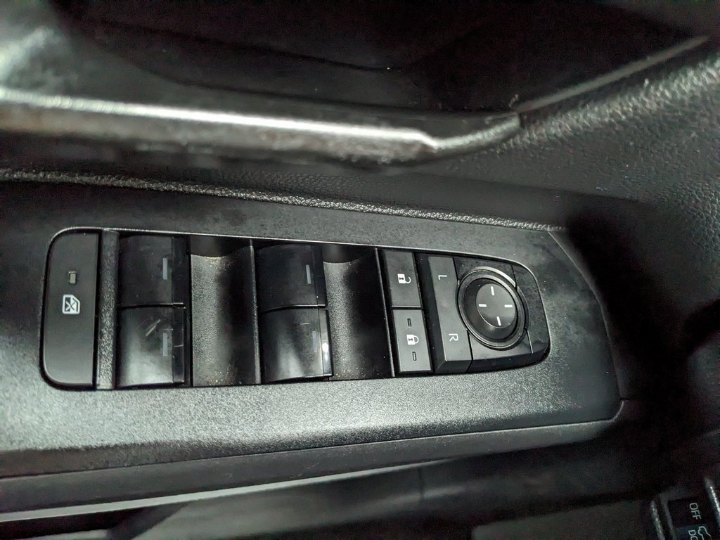 Used 2024 Toyota Tacoma SR5 image 44