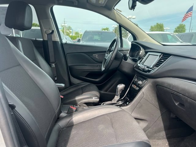 Used 2022 Buick Encore Preferred w/ Safety Package AWD/4WD image 12