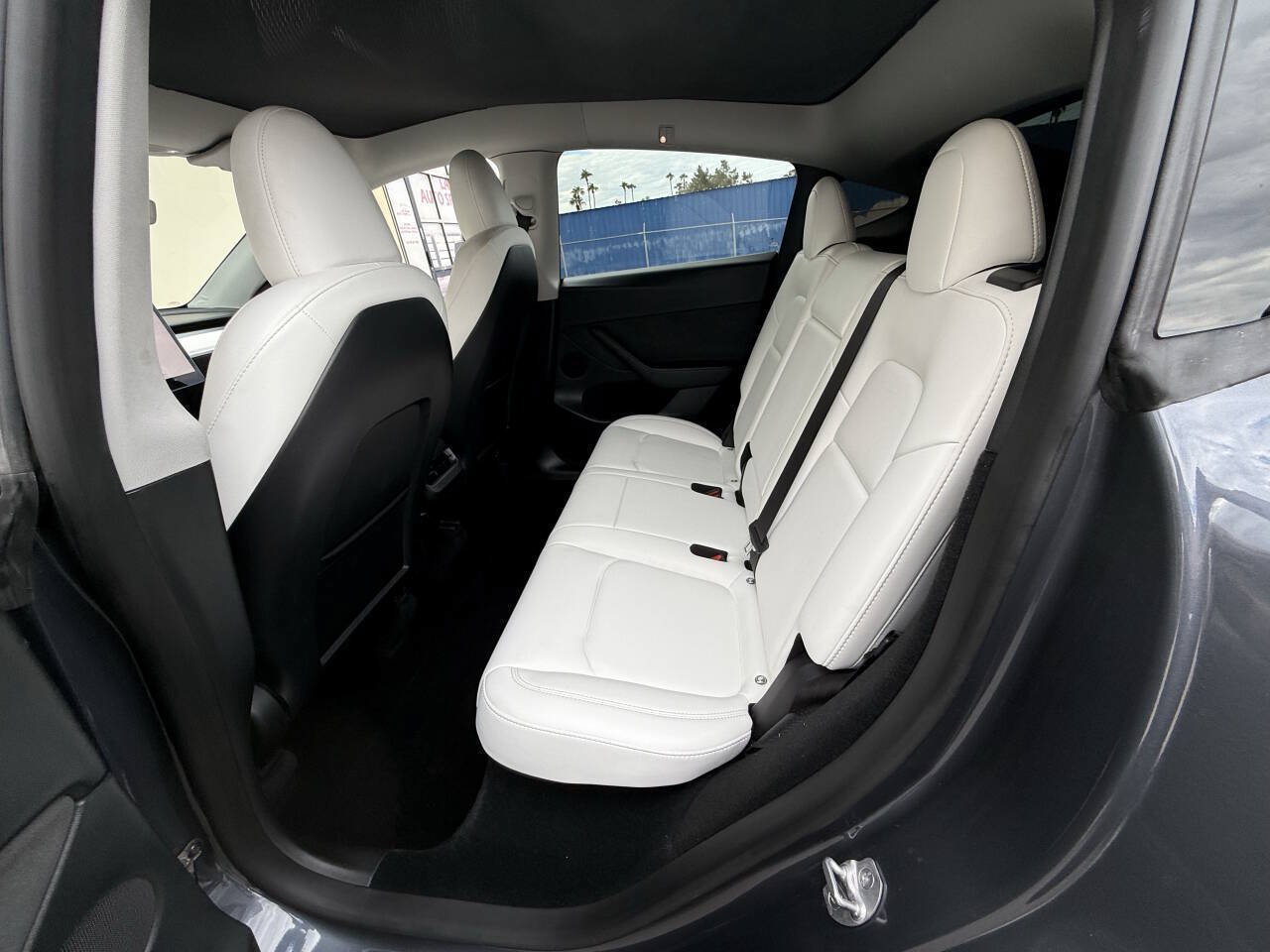 Used 2023 Tesla Model Y Long Range AWD/4WD image 13