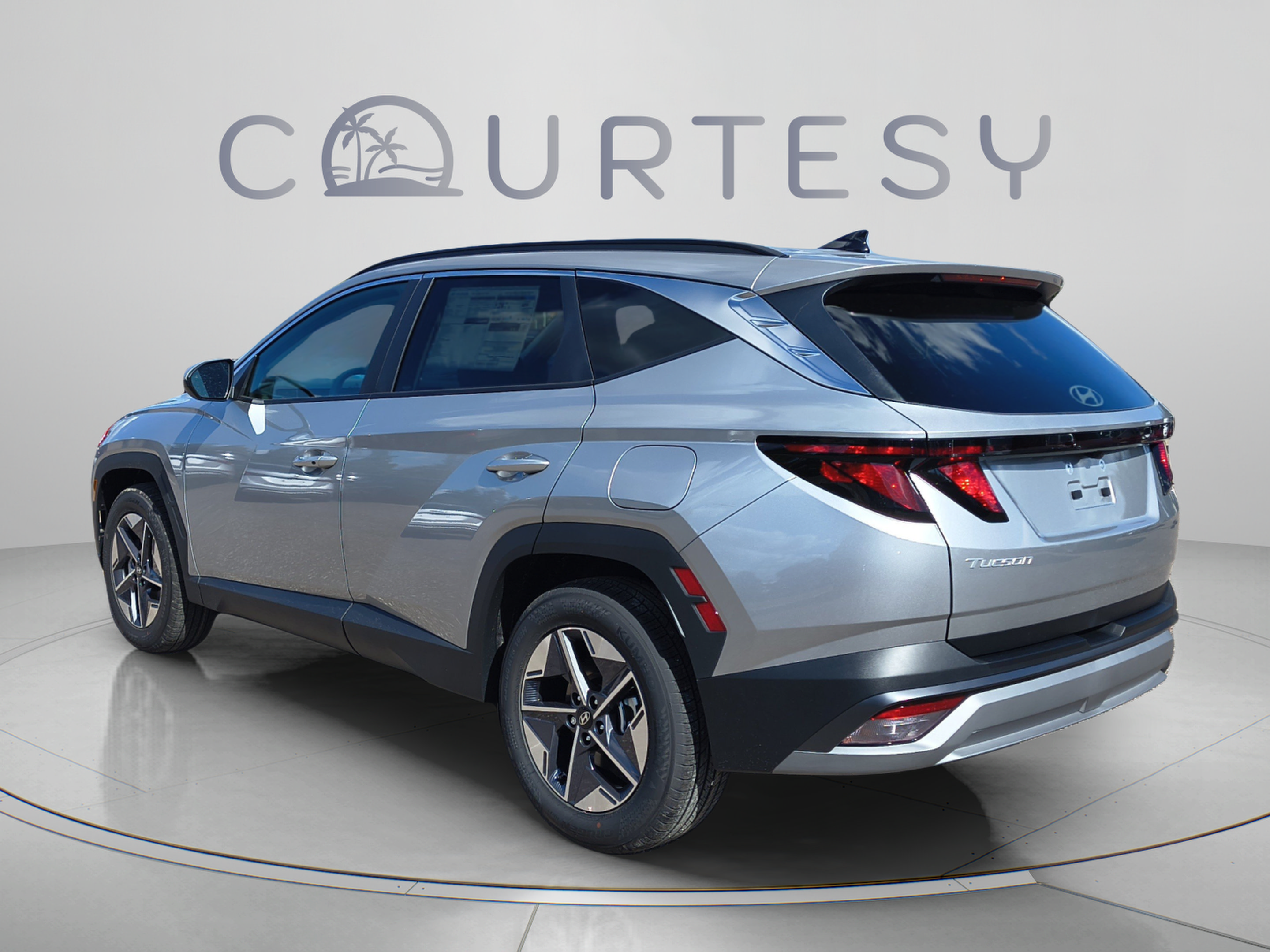 New 2026 Hyundai Tucson SEL FWD image 3