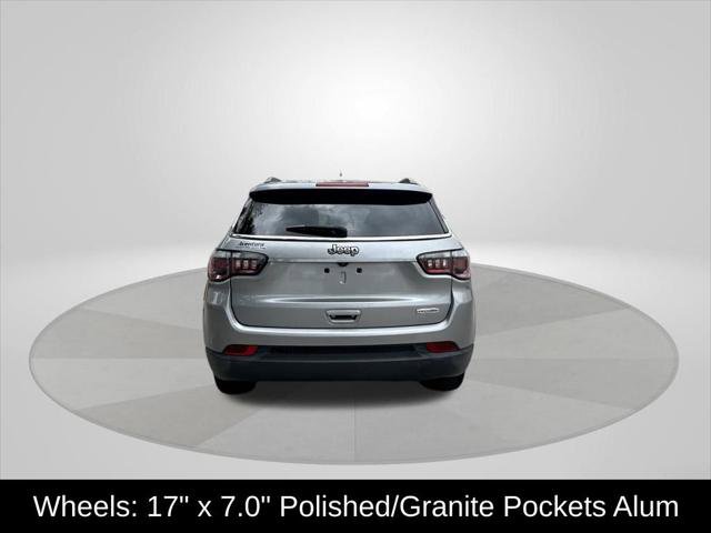 Certified 2019 Jeep Compass Latitude image 6
