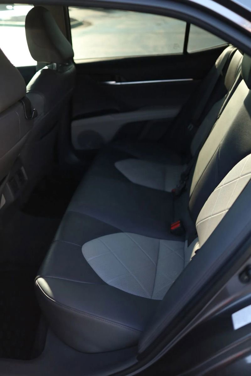 Used 2018 Toyota Camry XLE w/ Driver Assist Package FWD image 35