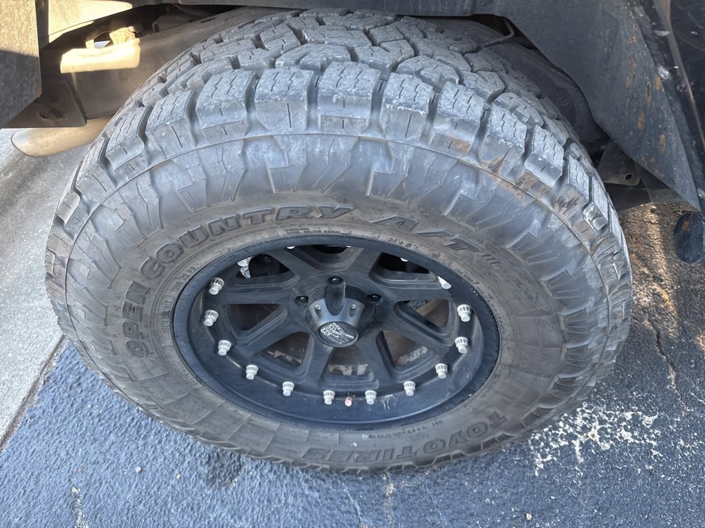 Used 2016 Jeep Wrangler Unlimited Rubicon w/ Dual Top Group image 12