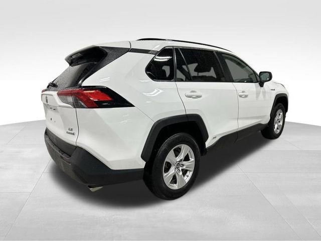 Used 2019 Toyota RAV4 LE w/ Carpet Mat Package AWD/4WD image 7
