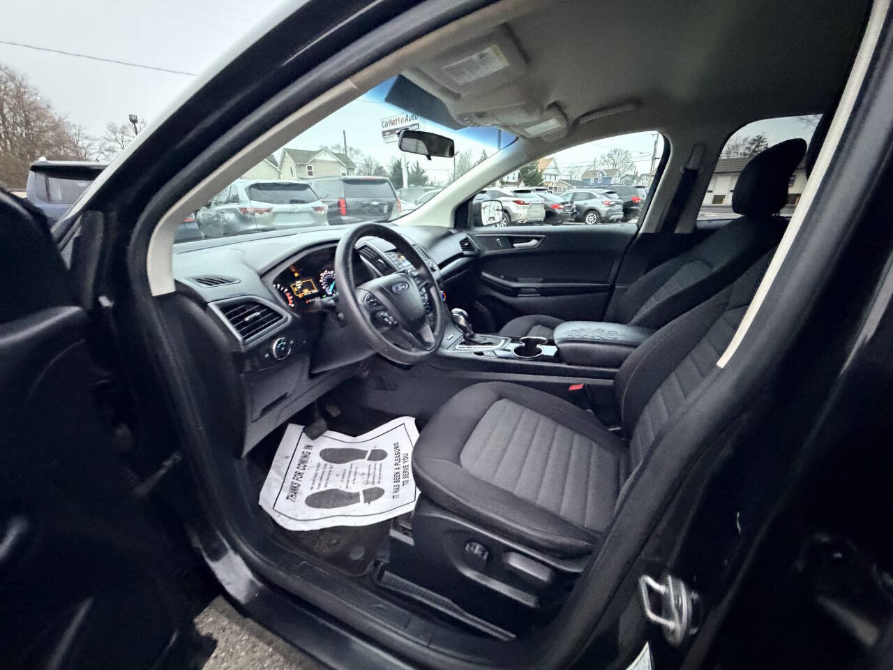 Used 2018 Ford Edge SE image 27