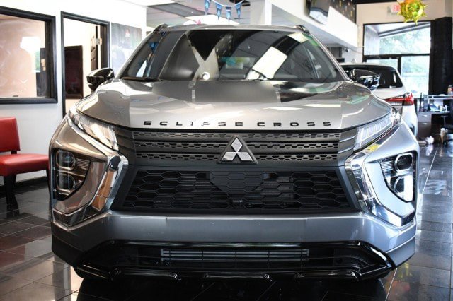 New 2026 Mitsubishi Eclipse Cross AWD image 2
