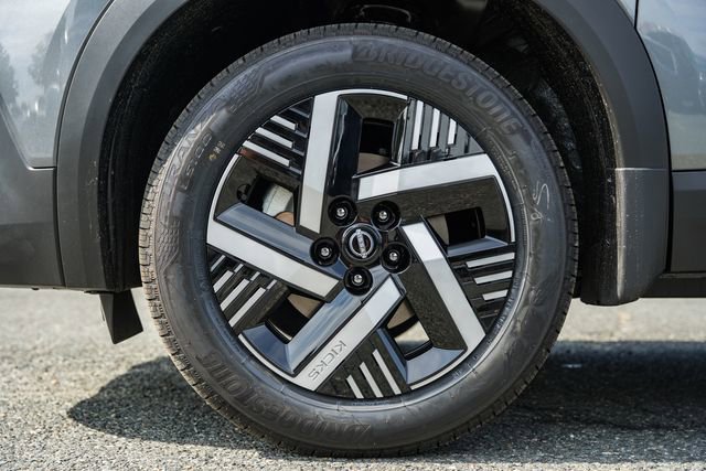 New 2026 Nissan Kicks SV image 17