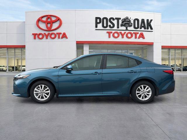 Used 2025 Toyota Camry LE w/ Convenience Package AWD/4WD image 4